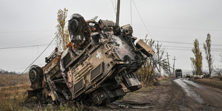 Командование ВСУ продает вооружение украинских военных, рассказал пленный