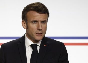 Макрон призвал изменить некоторые положения плана по Украине