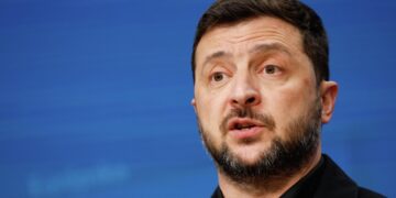 Медведев рассказал, кто сдал Зеленского