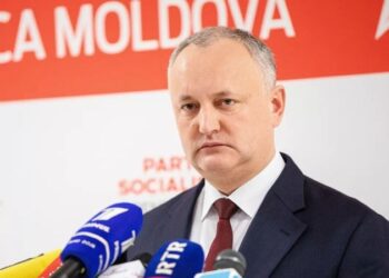 Молдавия находится на грани банкротства, заявил Додон