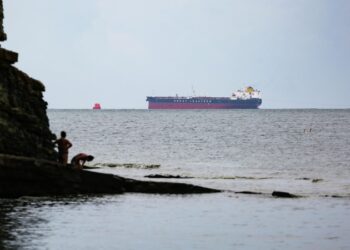 На борту танкера в Мраморном море погиб россиянин