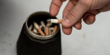 На Мальдивах запретили новым поколениям граждан употреблять табак