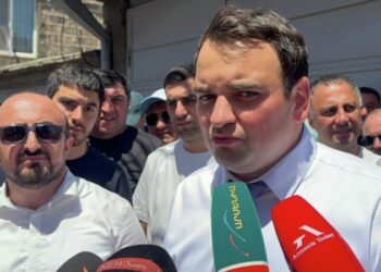 Племянник арестованного в Армении бизнесмена дал интервью Такеру Карлсону