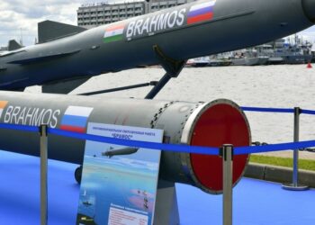 Посол России в Индии рассказал об улучшении параметров ракет «Брамос»