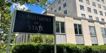 Позиция США относительно плана по Украине часто меняется, сообщает FT