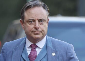 Премьер Бельгии заявил, что конфискация активов России сорвет мирный план