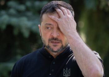 «Произошло в неподходящее время». СМИ раскрыли, что случилось с Зеленским