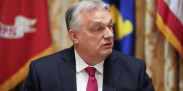 Путин и Орбан обсудили ситуацию вокруг Украины и двусторонние отношения