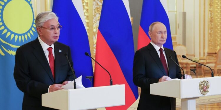 Путин сообщил о планах по добыче редкоземельных металлов с Казахстаном