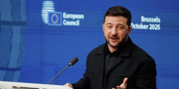 «Сильно. Несокрушимо». В Раде накинулись на Зеленского из-за нового решения