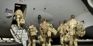 СМИ: Британия готова вступить в войну на Украине