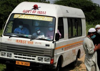 СМИ: число погибших при взрыве в Индии выросло до девяти