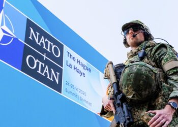 СМИ: США помогли России унизить НАТО