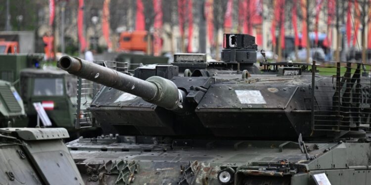 СМИ: Украина отказалась от танков Leopard