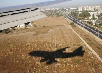 СМИ: украинский Ан-124 забрал из Израиля американские военные грузовики