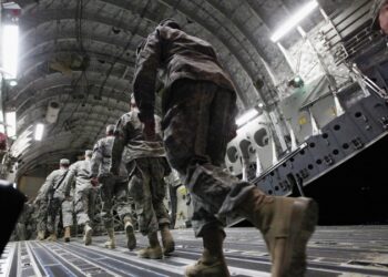 США хотят развернуть военное присутствие в Дамаске, пишет Reuters