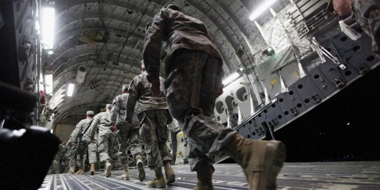 США хотят развернуть военное присутствие в Дамаске, пишет Reuters