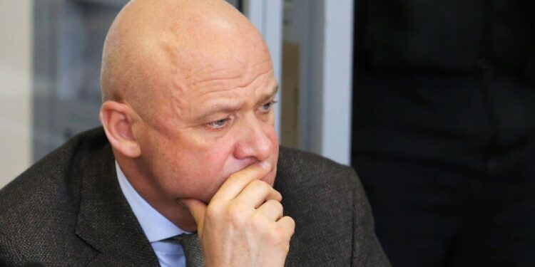 Суд на Украине увеличил залог для экс-мэра Одессы