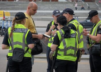 ТЦК отправляют на фронт людей с диагнозом ДЦП, рассказал российский боец