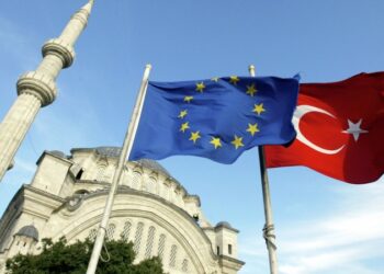 Турция считает доклад Еврокомиссии необоснованным и предвзятым