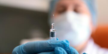 Ученые сообщили о новом вирусе, угрожающем миру сильнее, чем COVID-19