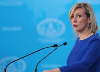 Украина могла стать жемчужиной Европы, заявила Захарова