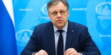 Украина не была настроена на мирные переговоры с Россией, заявил Мирошник