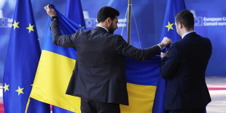 Украина превращается в геополитический плацдарм, заявили в Турции