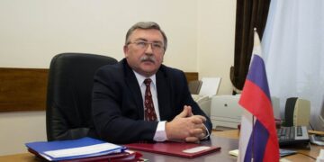 Ульянов усомнился в позитивной роли евротройки в иранской ядерной программе