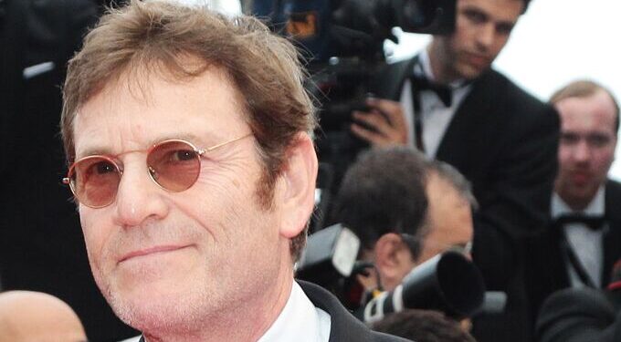 Умер актер из фильма «Никита» Чеки Карио