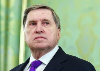 Ушаков прокомментировал данные СМИ о встрече чиновников из России и США