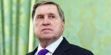 Ушаков прокомментировал данные СМИ о встрече чиновников из России и США