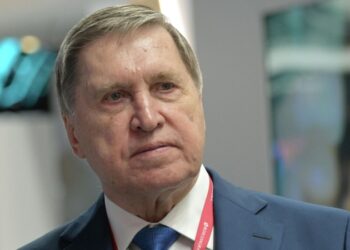 Ушаков прокомментировал сообщения СМИ о его разговорах с Уиткоффом