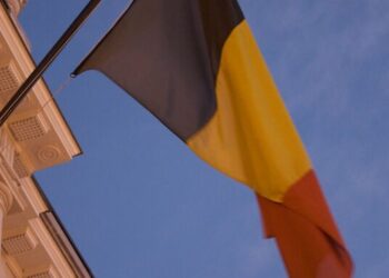 В Бельгии впервые призвали 17-летних  пройти добровольную военную службу