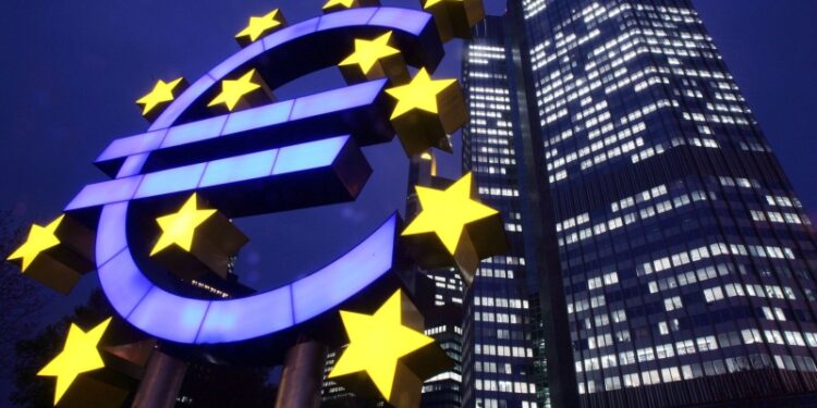 В ЕЦБ оценили последствия пошлин США для европейской экономики