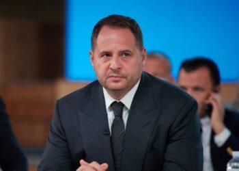 В Раде обратили внимание на изменение планов главы офиса Зеленского