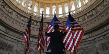 В США обеспокоены последствиями шатдауна для экономики, показал опрос