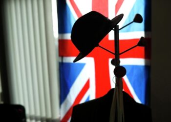 В Великобритании из музея украли золотые украшения бронзового века