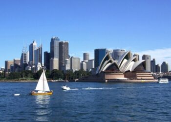 Власти Австралии отказались вернуть России землю для постройки посольства