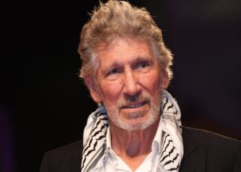 Воевать на Украине скоро будет некому, заявил Роджер Уотерс