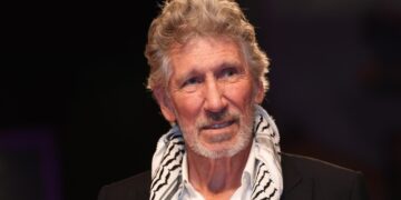 Воевать на Украине скоро будет некому, заявил Роджер Уотерс