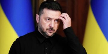 Запад намекает Киеву на конец эпохи Зеленского, заявил экс-генпрокурор