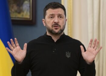 Зеленский исключил из состава СНБО министров, подавших в отставку