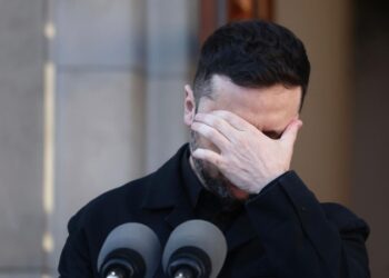 Экс-депутат Рады рассказал, чем обернется отказ Зеленского от плана США