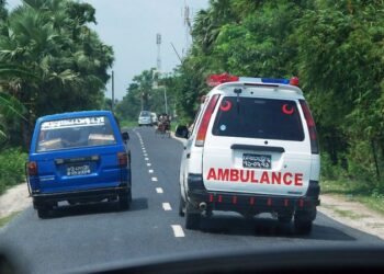 Экс-премьер Бангладеш Халеда Зия находится в крайне тяжелом состоянии