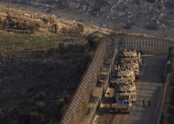 Израильские военные обстреляли мирных жителей в Сирии, сообщают СМИ