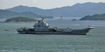 Китайские военные обвинили Японию в создании помех во время учений