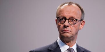 Мерц обвинил правящую в ФРГ коалицию в росте популярности АдГ