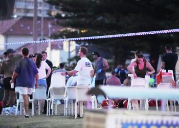 Мужчине, обезоружившему террориста в Сиднее, собрали пожертвования