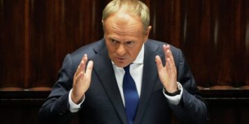 Польский премьер лично напомнил Мерцу о военных репарациях